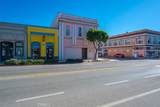 910 Guadalupe - Photo 4