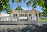 1444 Oak Street - Photo 21