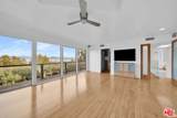 15263 Mulholland Drive - Photo 17