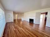 210 Woodruff Avenue - Photo 6