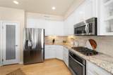 215 Placentia - Photo 18