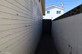 5909 Vineland Avenue - Photo 35