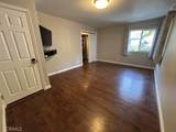 924 Sheffield - Photo 15