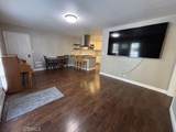 924 Sheffield - Photo 6