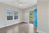 4012 Budlong Avenue - Photo 18