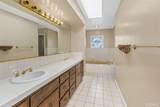 1370 Oak Street - Photo 32
