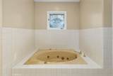 1370 Oak Street - Photo 33