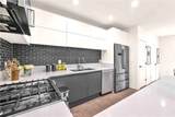 113 Manhattan Place - Photo 11