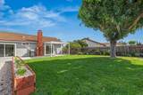 2049 Camino Dr - Photo 3