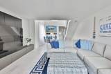 942 D Avenue - Photo 2