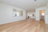 723 Spring Garden - Photo 15