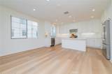 723 Spring Garden - Photo 8