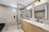 10352 Riverside Drive - Photo 32