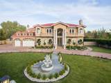 10062 Valley Circle Boulevard - Photo 9