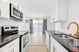 960 Larrabee Street - Photo 1