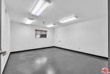 18737 Reyes Avenue - Photo 39