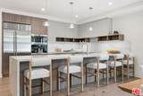725 Croft Avenue - Photo 12