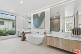 725 Croft Avenue - Photo 22