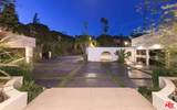 900 Hillcrest Road - Photo 2