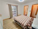 729 Victoria Court - Photo 33