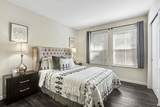 1001 Fuller Terrace - Photo 5