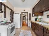2550 Pleasant St - Photo 12