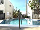 18657 Collins Street - Photo 14
