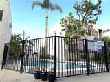 18657 Collins Street - Photo 11