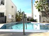18657 Collins Street - Photo 12