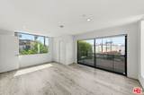 407 Rialto Avenue - Photo 22