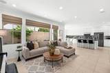 21 Somerton - Photo 6