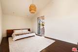 725 Barrington Avenue - Photo 15
