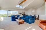 390 Lampton - Photo 10