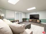 942 Bronson Avenue - Photo 6