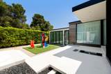 590 Haynes Avenue - Photo 2