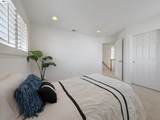 326 I St - Photo 25