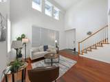 326 I St - Photo 8