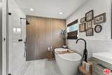 7733 Lexington Avenue - Photo 15