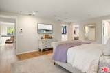 3354 Mandeville Canyon Road - Photo 33