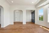 537 Cummings Street - Photo 6