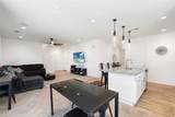 29077 Soraya - Photo 14