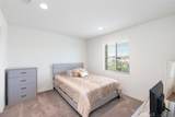 29077 Soraya - Photo 20