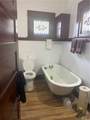 2147 White - Photo 15