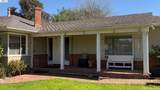 190 Alderwood Rd - Photo 3