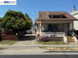 3208 Washington St - Photo 1