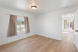 395 4th - Photo 16