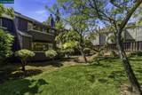 21 Royston Walk - Photo 48
