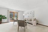 425 Exeter Place - Photo 4