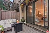 853 Larrabee Street - Photo 11