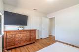 17268 San Fernando Mission Boulevard - Photo 19